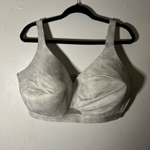 Lane Bryant Cacique Lightly Lined No-Wire Light Gray Bra